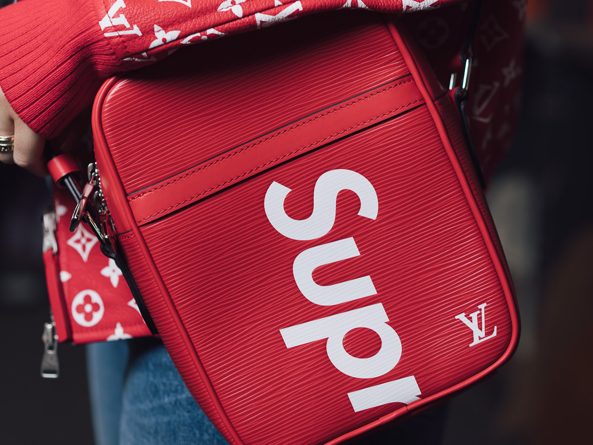 LOUIS VUITTON X SUPREME DAY POUCH