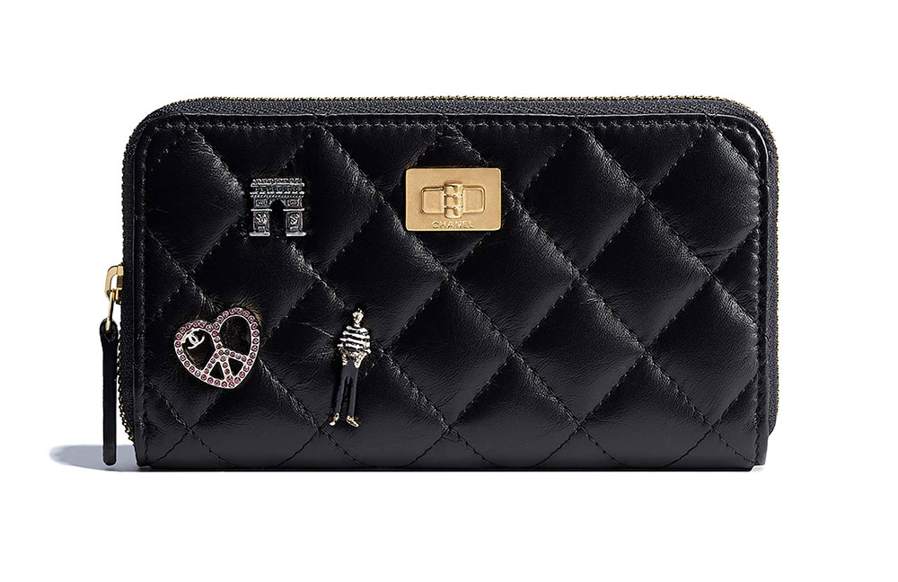 CHANEL, Bags, Chanel 9 Zipped Coin Wallet