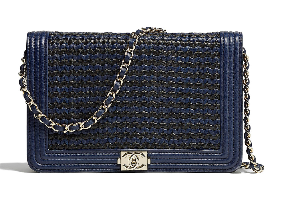 Chanel - Authenticated Boy Wallet - Leather Blue Plain for Women, Good Condition