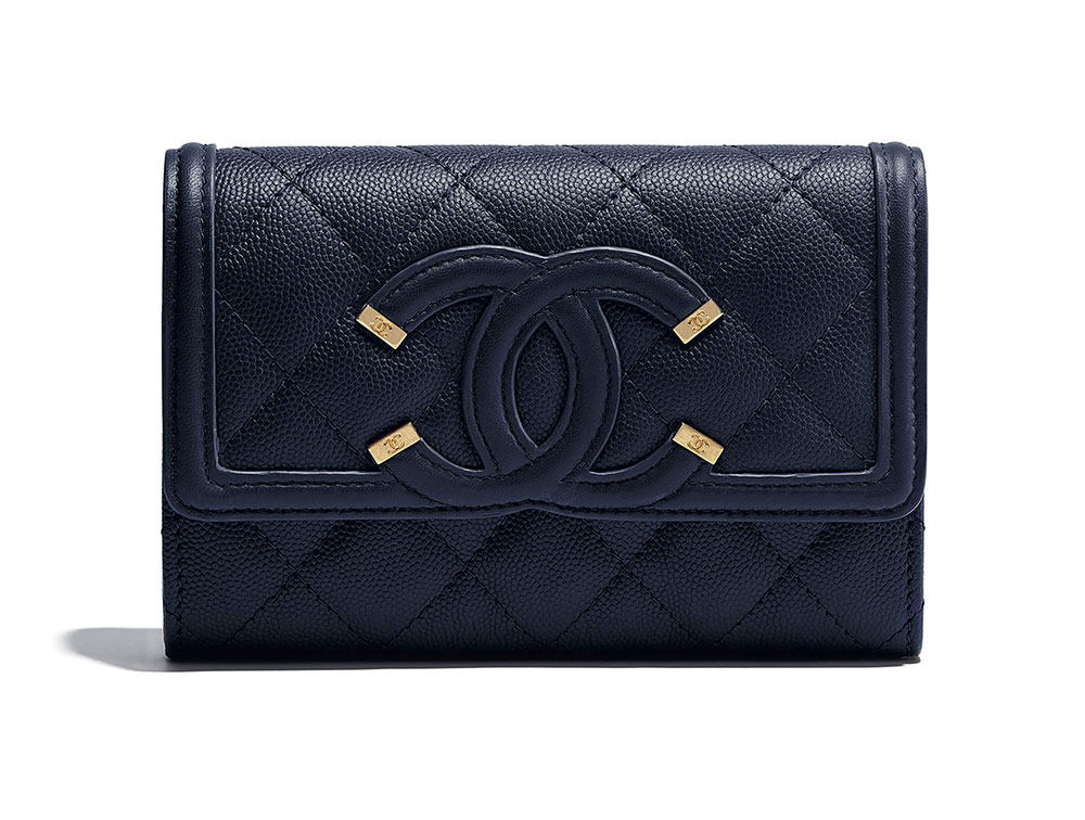 Check Out 65 of Chanel's Brand New Pre-Collection Spring 2018 Wallets, WOCs  and Small Leather Goods, Including Prices! - PurseBlog