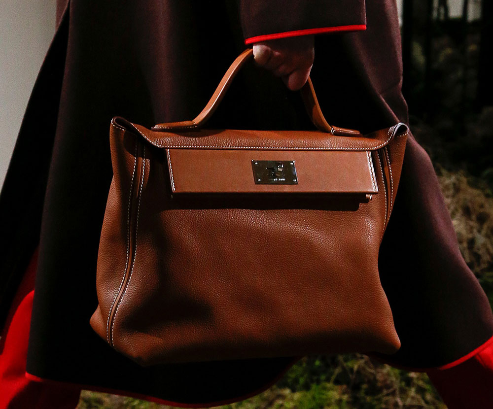 hermes runway bag