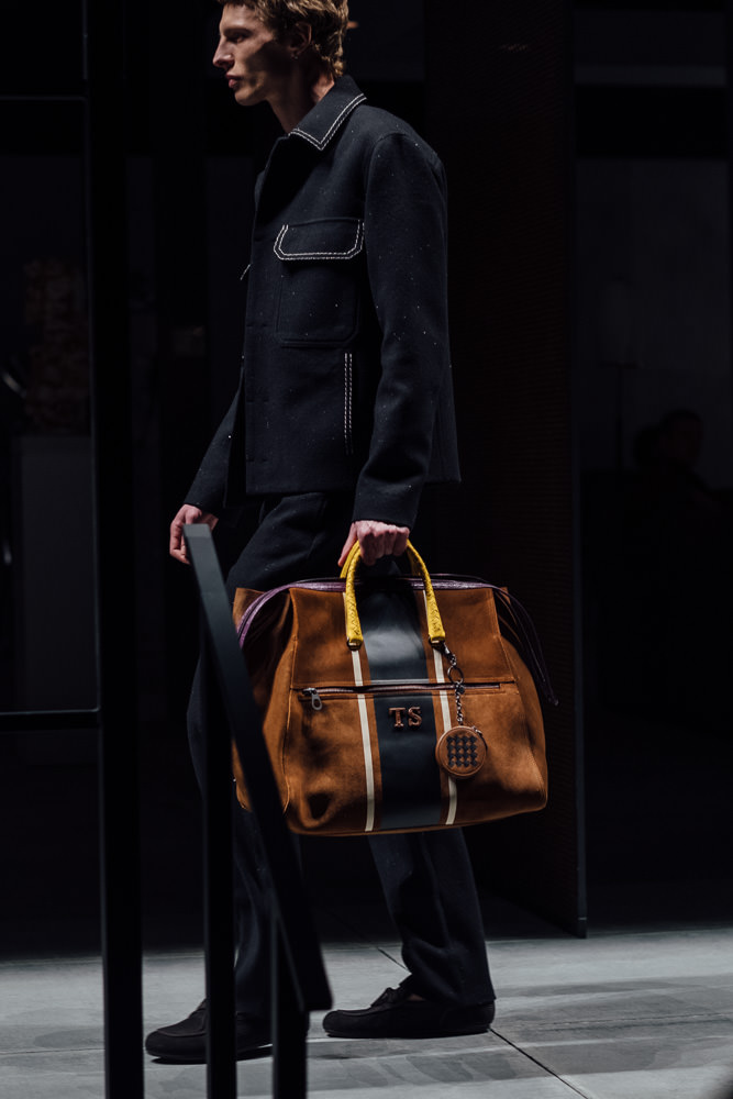 Bottega Veneta Debuts Big Bags and Lots of Color for Fall 2018 - PurseBlog