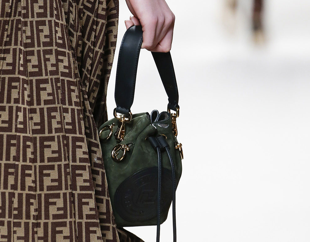 PFW Ends with Louis Vuitton and Chanel Bags Galore, Of Course - PurseBlog