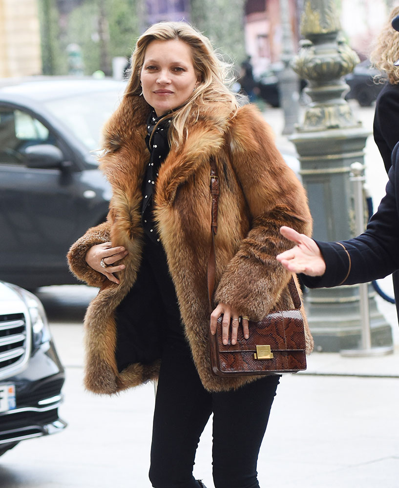 Snack n&#39; Schmooze: Celebs Carry Dior, Chanel and Louis Vuitton Between Bites - PurseBlog