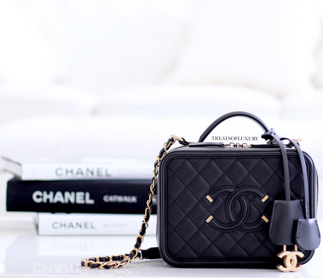 blue chanel bag 2020