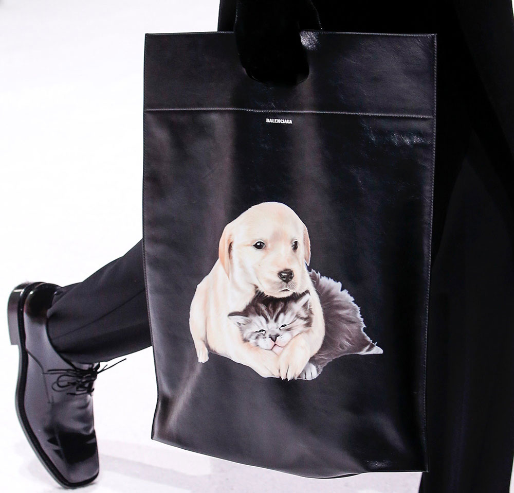 balenciaga puppy and kitten bag