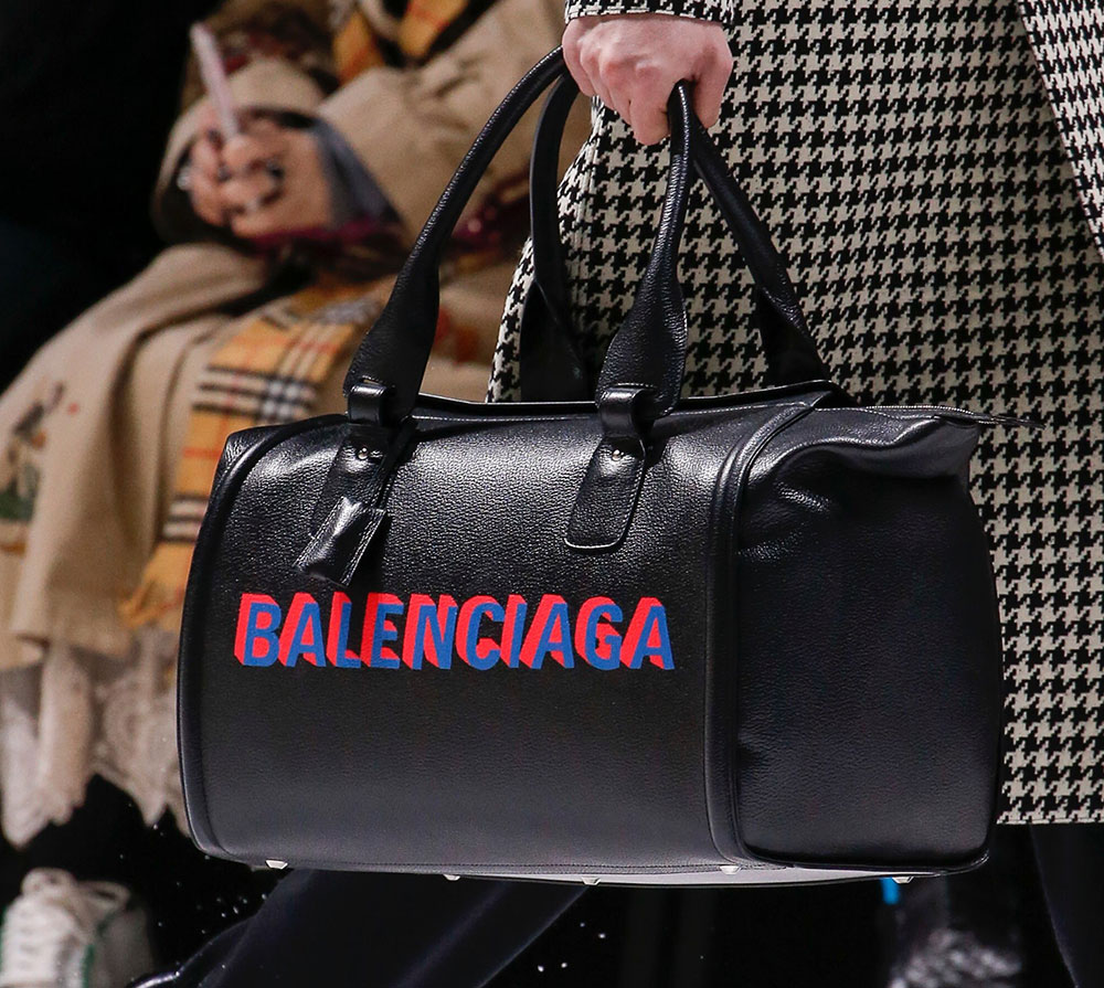 balenciaga clutch 2018