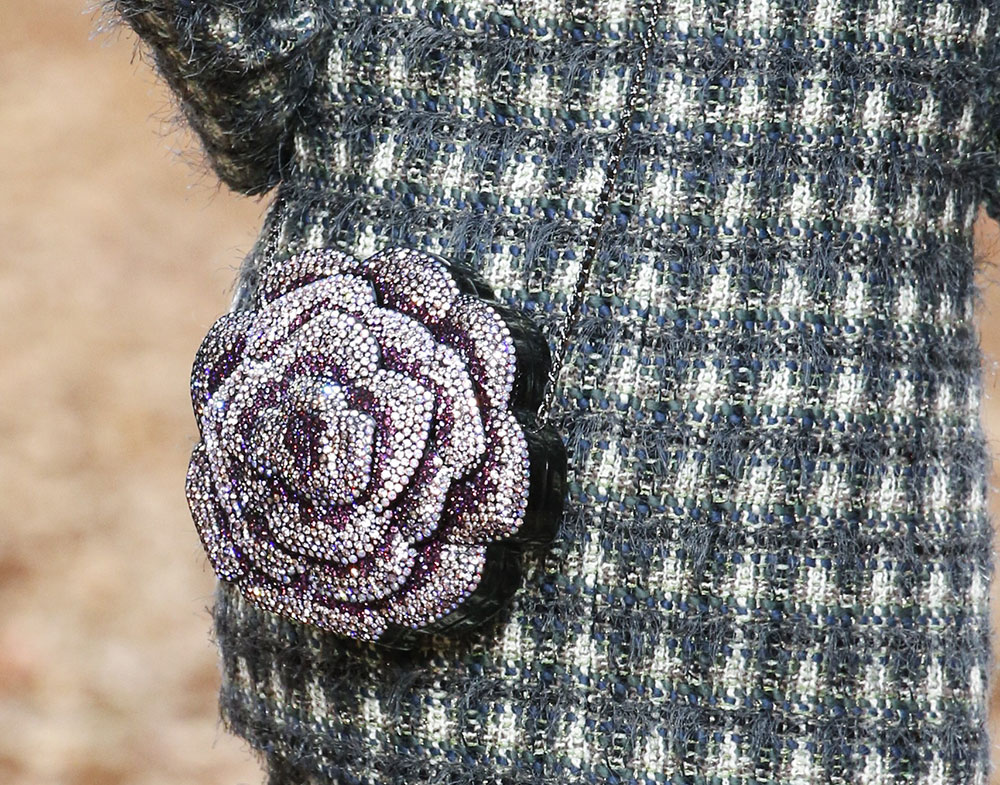 chanel knit bag