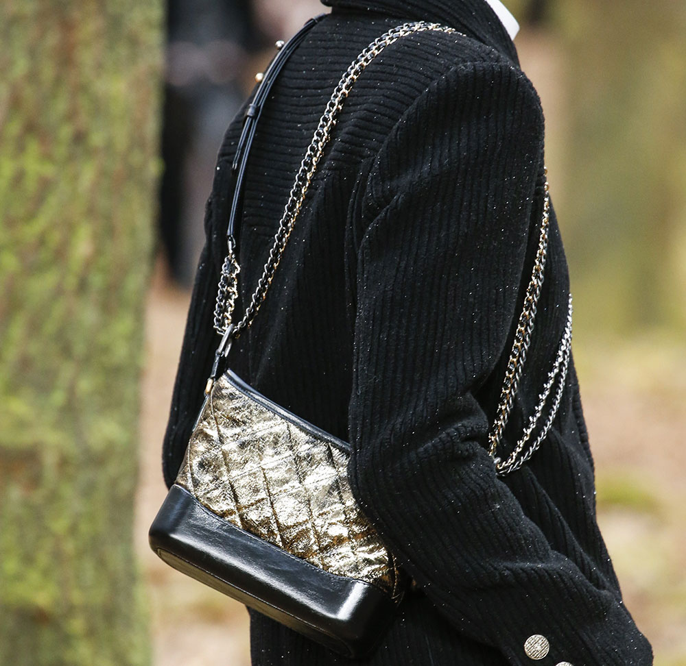 Chanel's Fall 2018 Collection Takes to the Woods and Puts Heavy Emphasis on  a Brand New Bag Style - PurseBlog