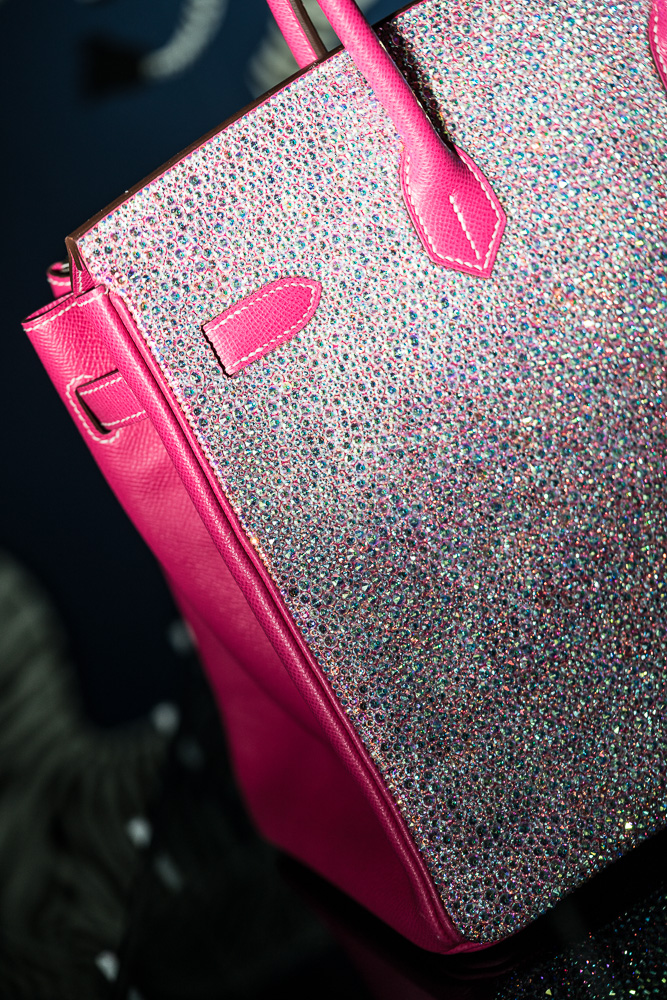 Paris Hilton cosmetic Bag /Purse Includes Makeup Bag Brand New With Tag  Rare