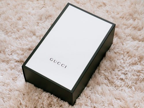 Gucci box and bag online