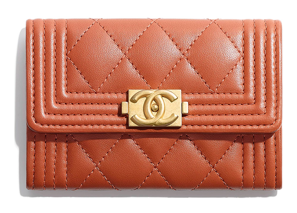 Check Out 65 of Chanel's Brand New Pre-Collection Spring 2018 Wallets, WOCs  and Small Leather Goods, Including Prices! - PurseBlog