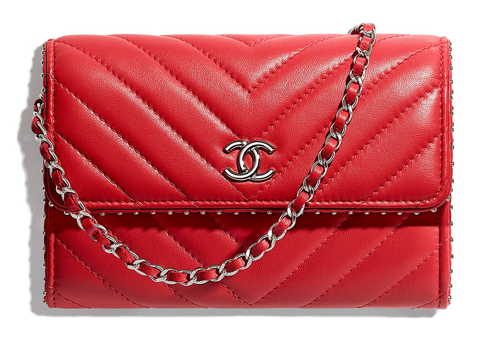 chanel wallet red