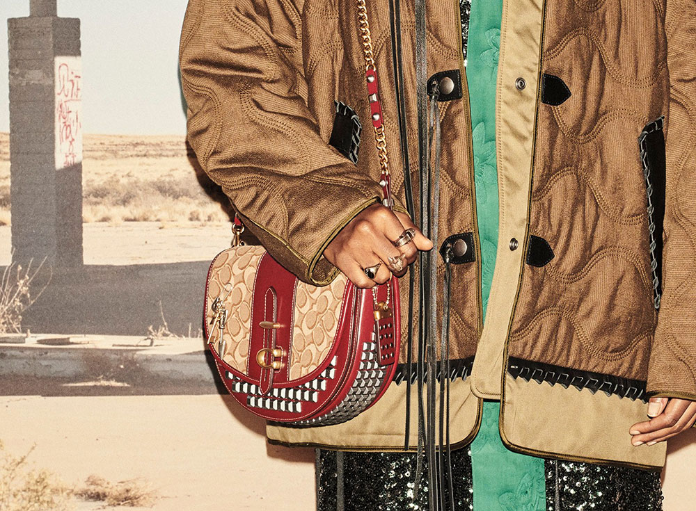 Coach&#39;s Resort 2019 Collection Focuses on Mixed Media and Lots of New Shoulder Bag Styles ...