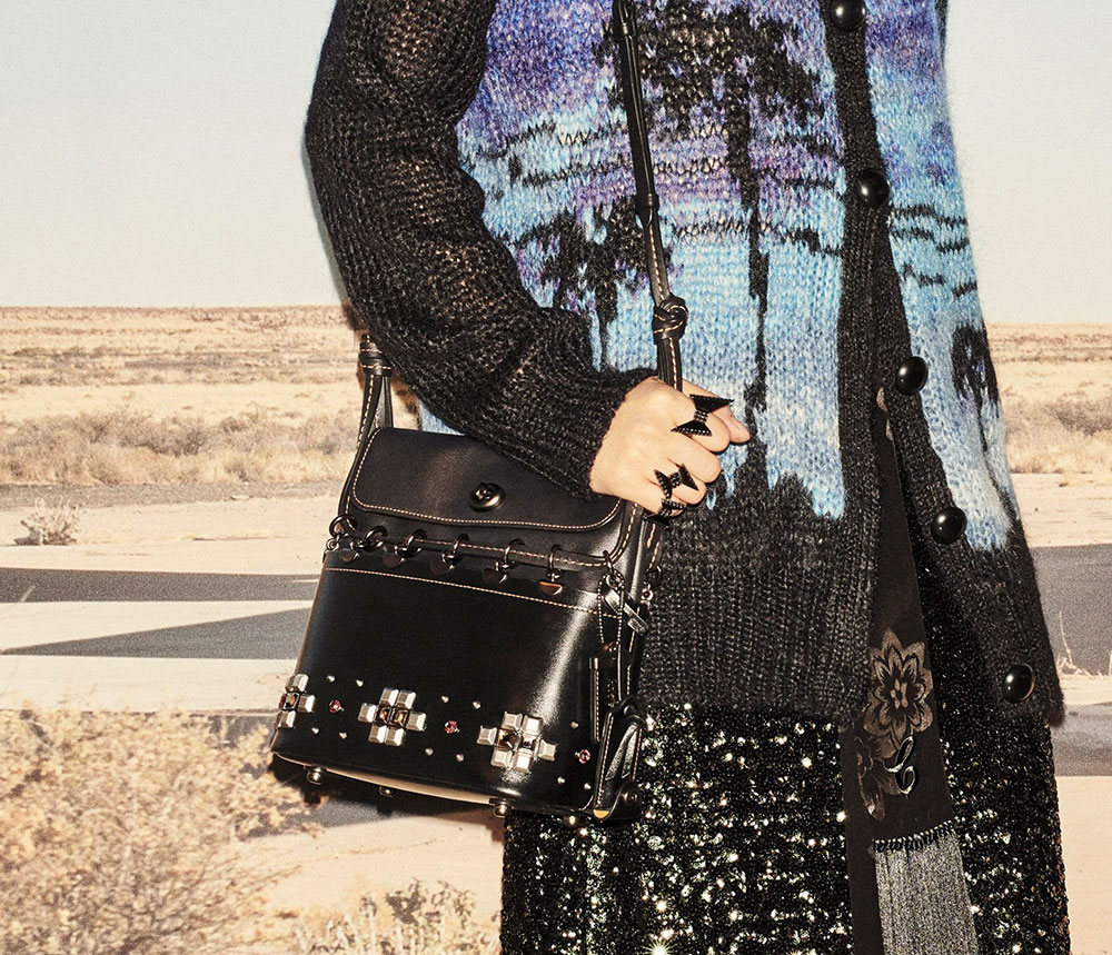 Coach&#39;s Resort 2019 Collection Focuses on Mixed Media and Lots of New Shoulder Bag Styles ...