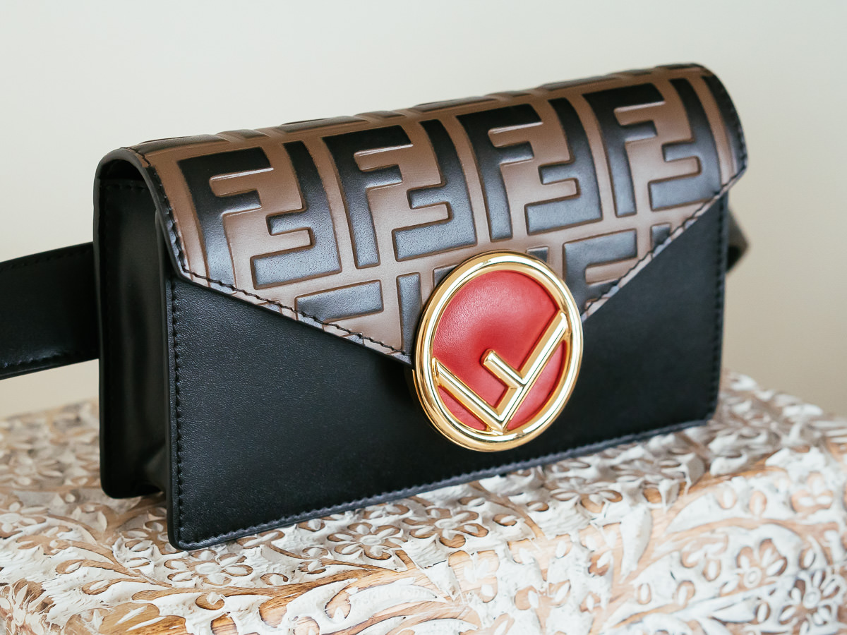 fendi logo belt bag