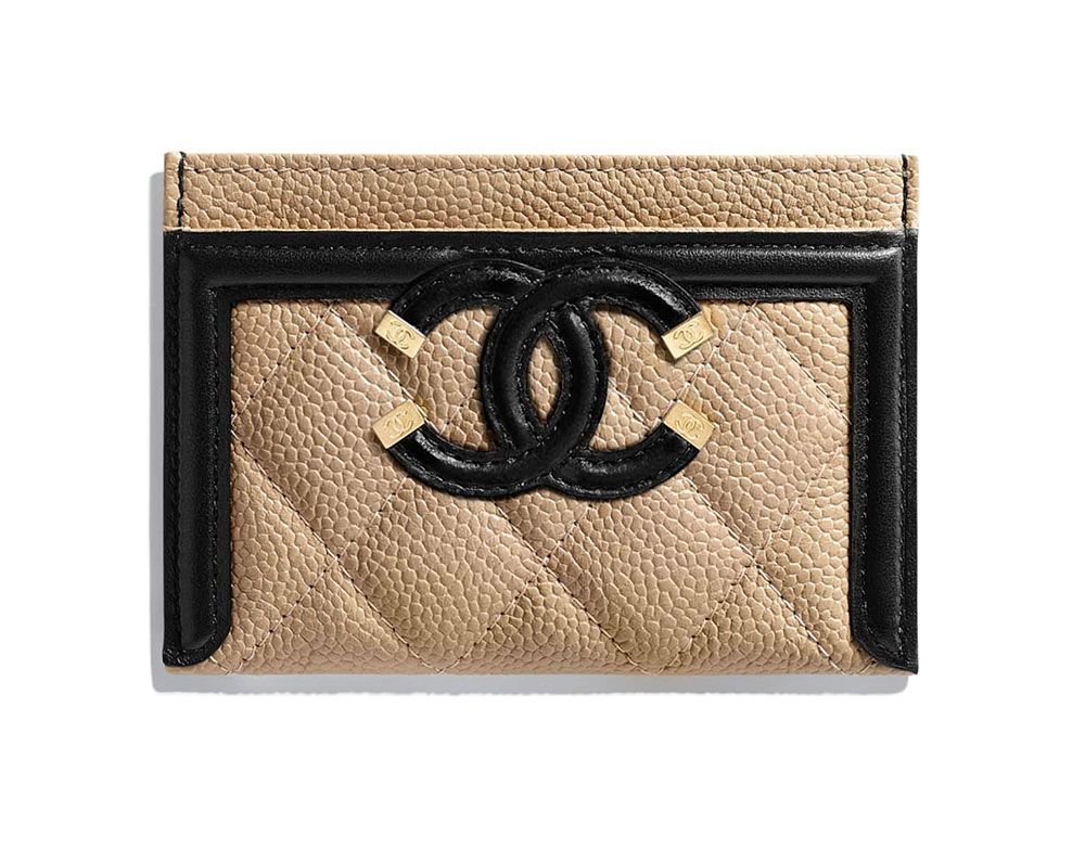 75+ Never-Before-Seen Chanel Accessories, Wallets and WOCs are Now  Available for Pre-Collection Fall 2018 - PurseBlog