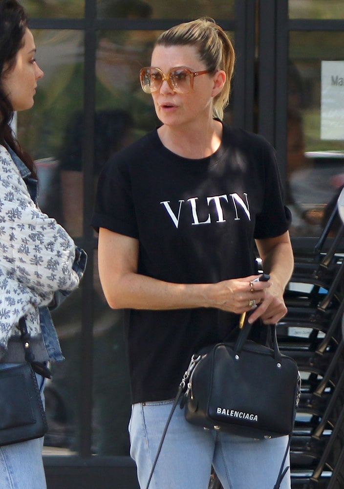 Chanel and Louis Vuitton Bags Propel Celebs Through Endless Summer -  PurseBlog