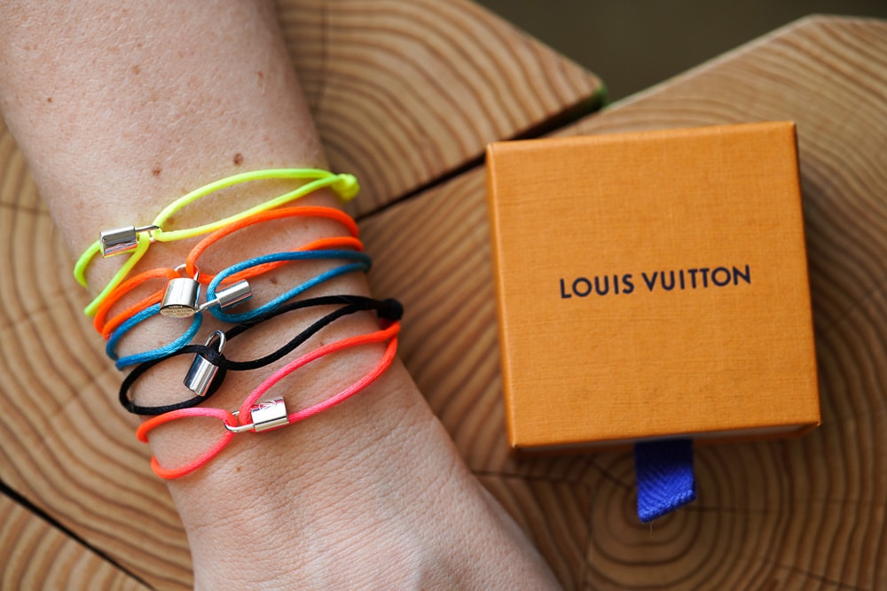 Louis Vuitton UNICEF Lockit Bracelet Brasserie Red Silver Ladies Mens  Unisex | eBay