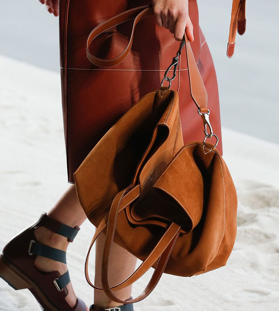 Hermès Explores Its Casual Side with Its Spring 2019 Runway Bags ...
