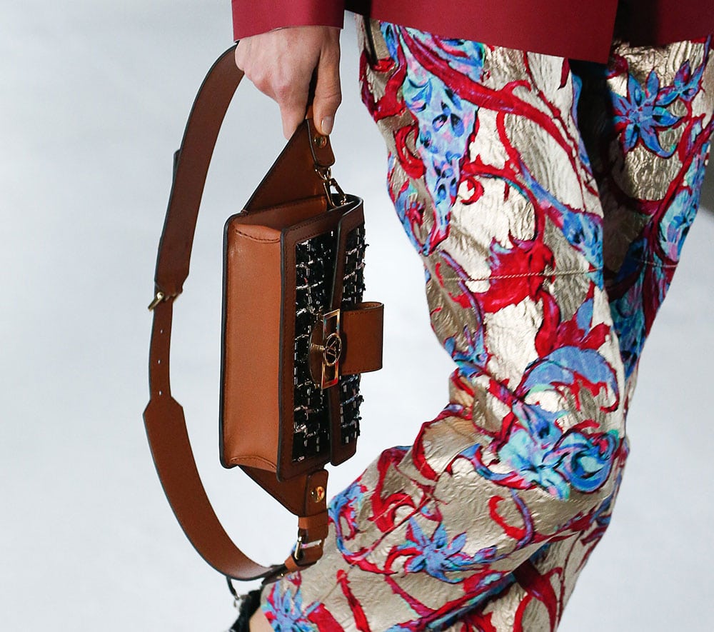 Louis Vuitton Spring 2019 Is Full of Shapely Options - PurseBop