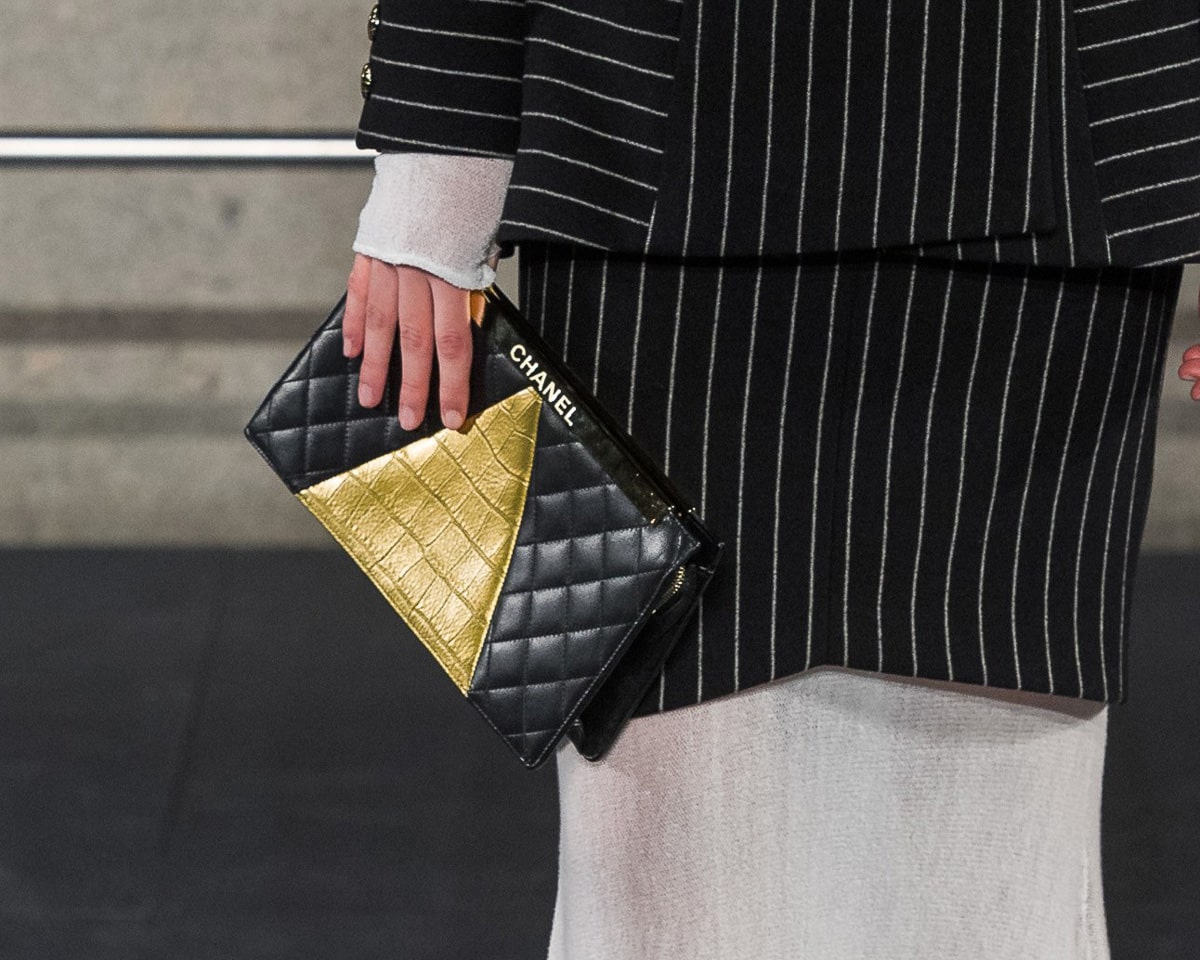 Chanel Fall/Winter 2017 Runway Bag Collection - Spotted Fashion