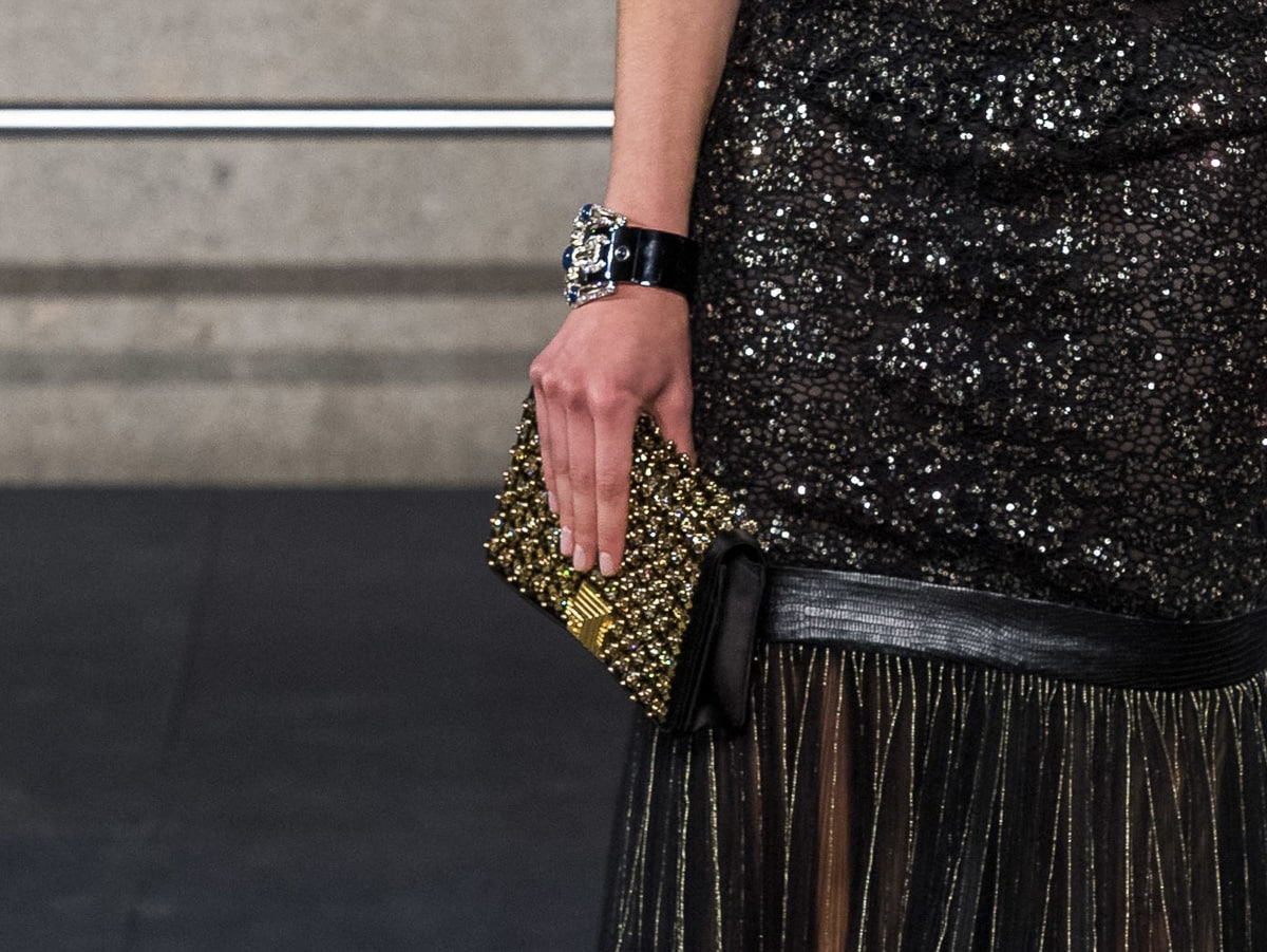 Get Your First Look at Chanel's Métiers d'Art 2019 Bags Straight From the  Runway - PurseBlog