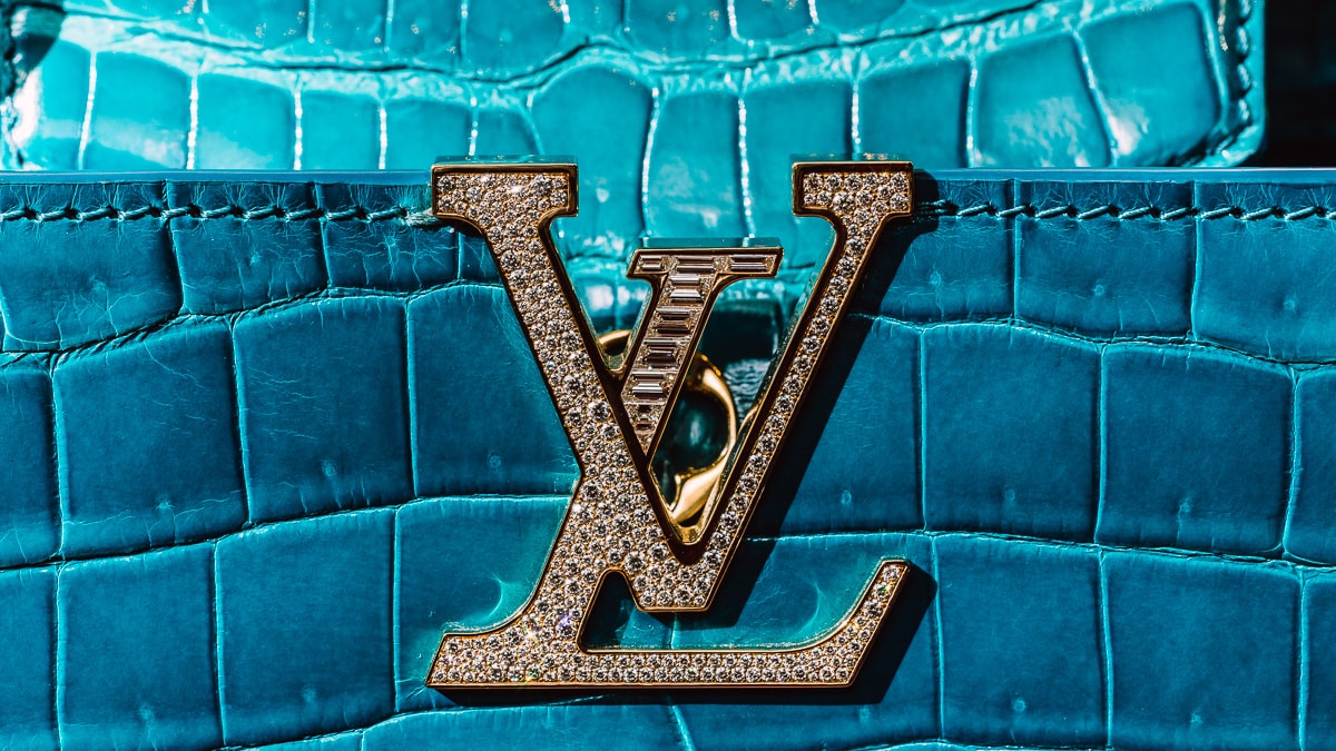 Louis Vuitton Capucines Crocodilien Brillant Alligator