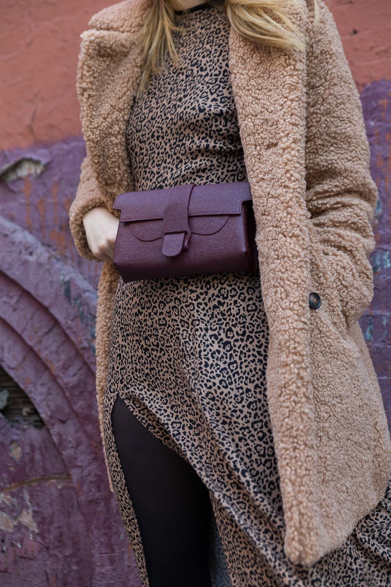 See What Fits In The Sleek Senreve Coda Belt Bag - the primpy sheep