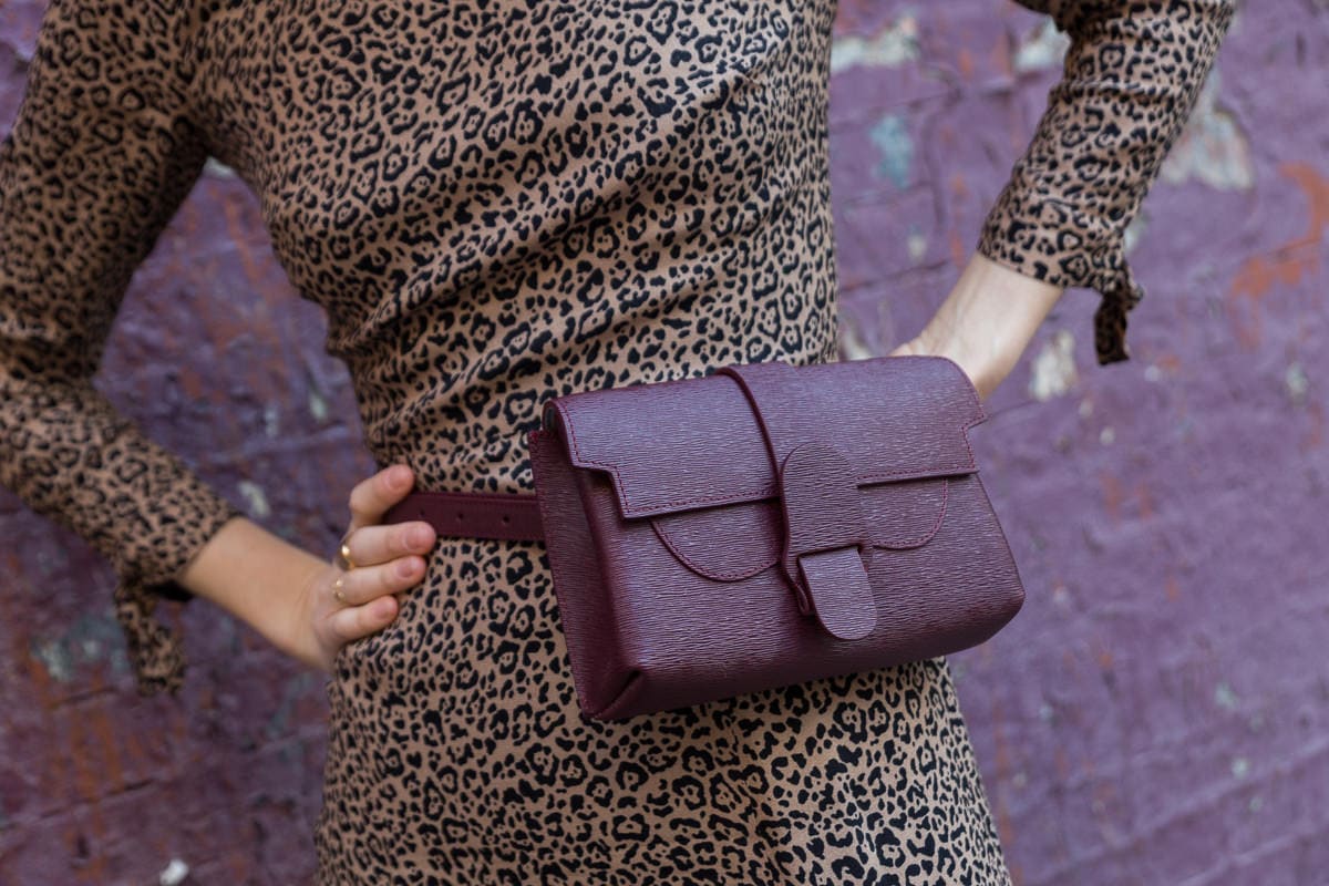 New SENREVE Aria Belt Bag Pebbled Leather Merlot