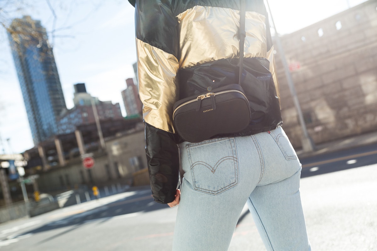 See What Fits In The Sleek Senreve Coda Belt Bag - the primpy sheep