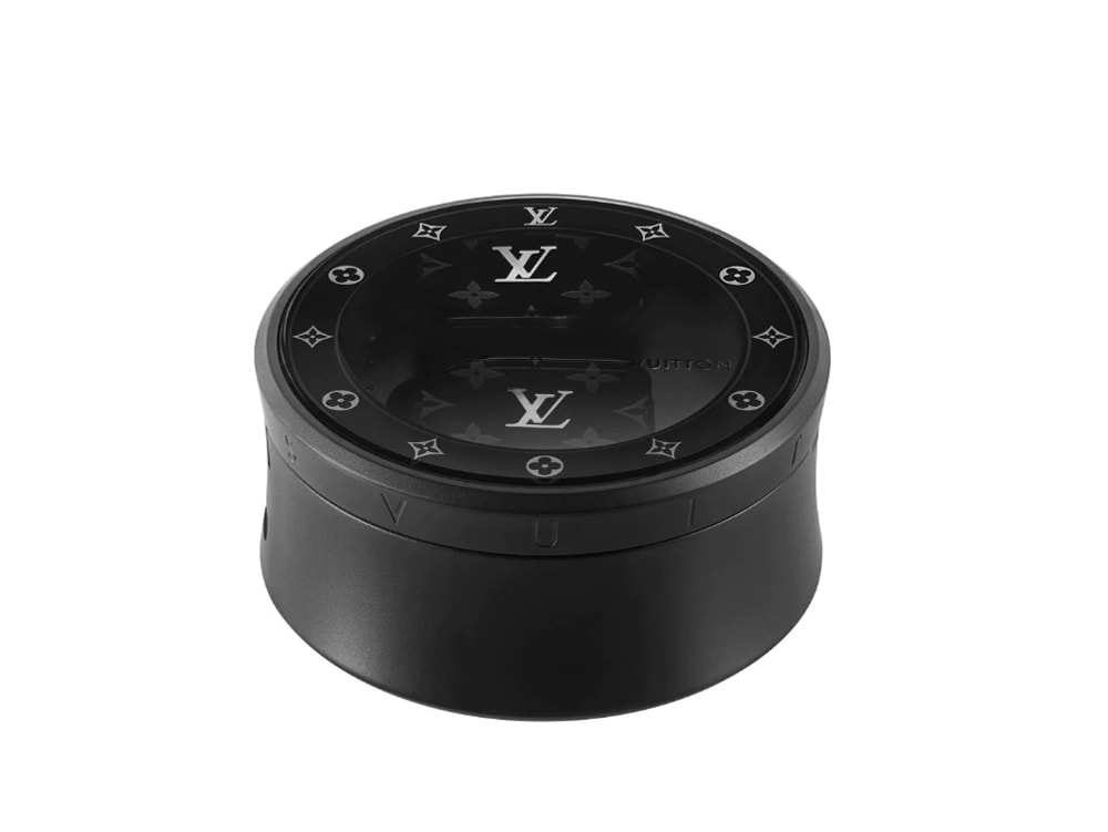 Louis Vuitton unveils new Tambour Horizon connected watch and Horizon  wireless earphones - LVMH