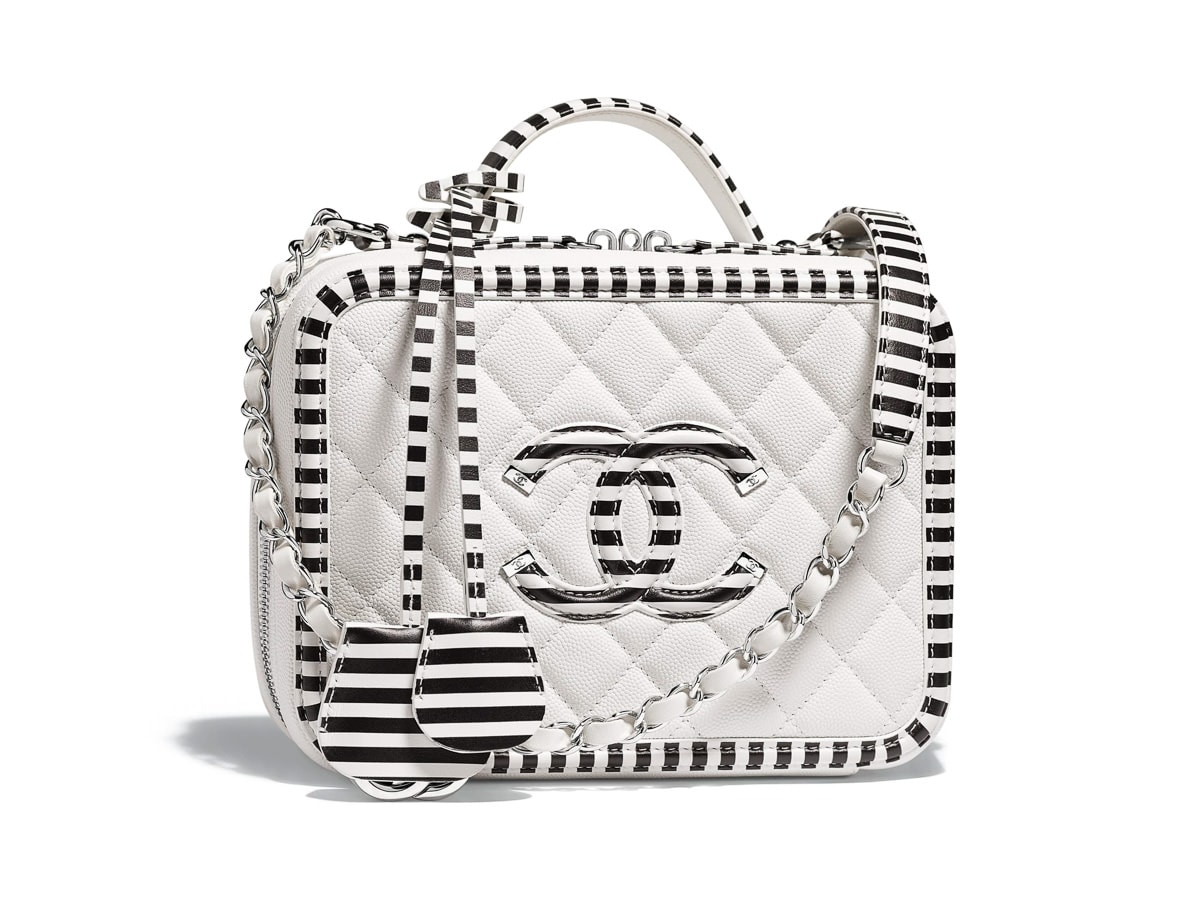 Chanel's Spring 2019 Lookbook is Here—See Pics + Prices of Our Favorite New  Styles - PurseBlog