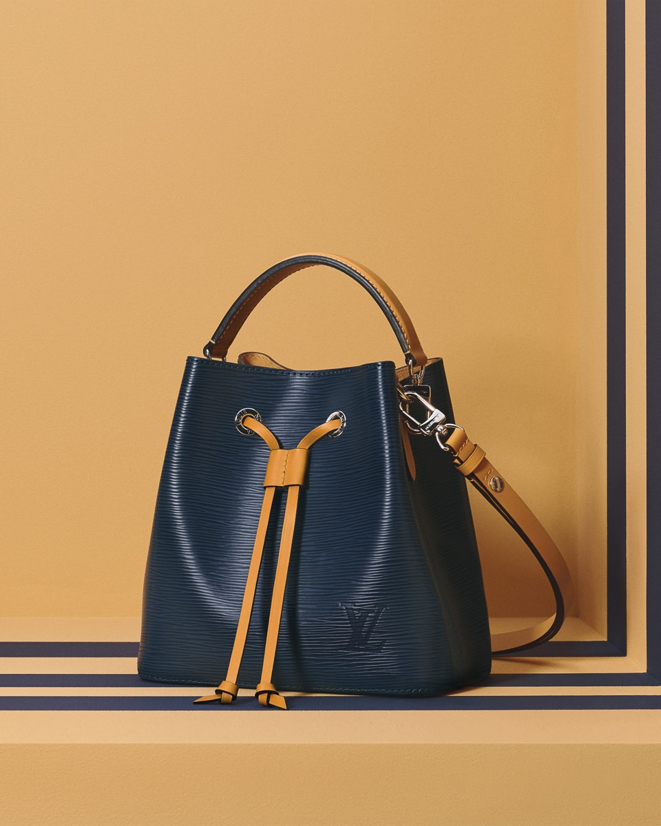 Louis Vuitton&#39;s Wildly Popular NéoNoé Now Comes in a Mini Version - PurseBlog