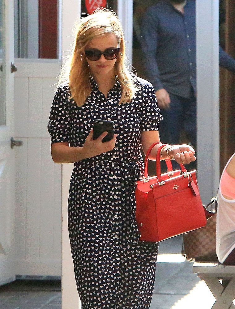 I Just Can’t Get Enough of Reese Witherspoon’s Style - PurseBlog