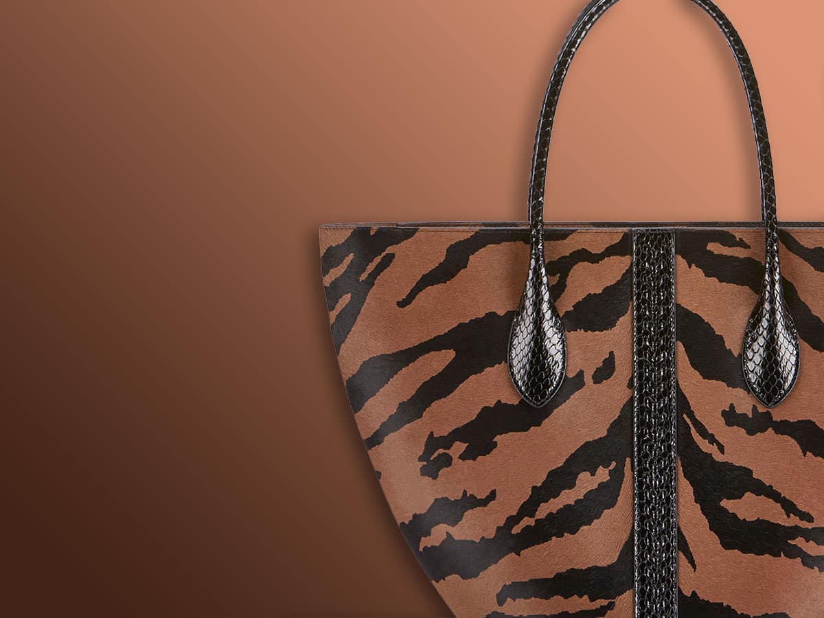 Love It or Leave It Alaia Latifa Tiger Print Tote PurseBlog