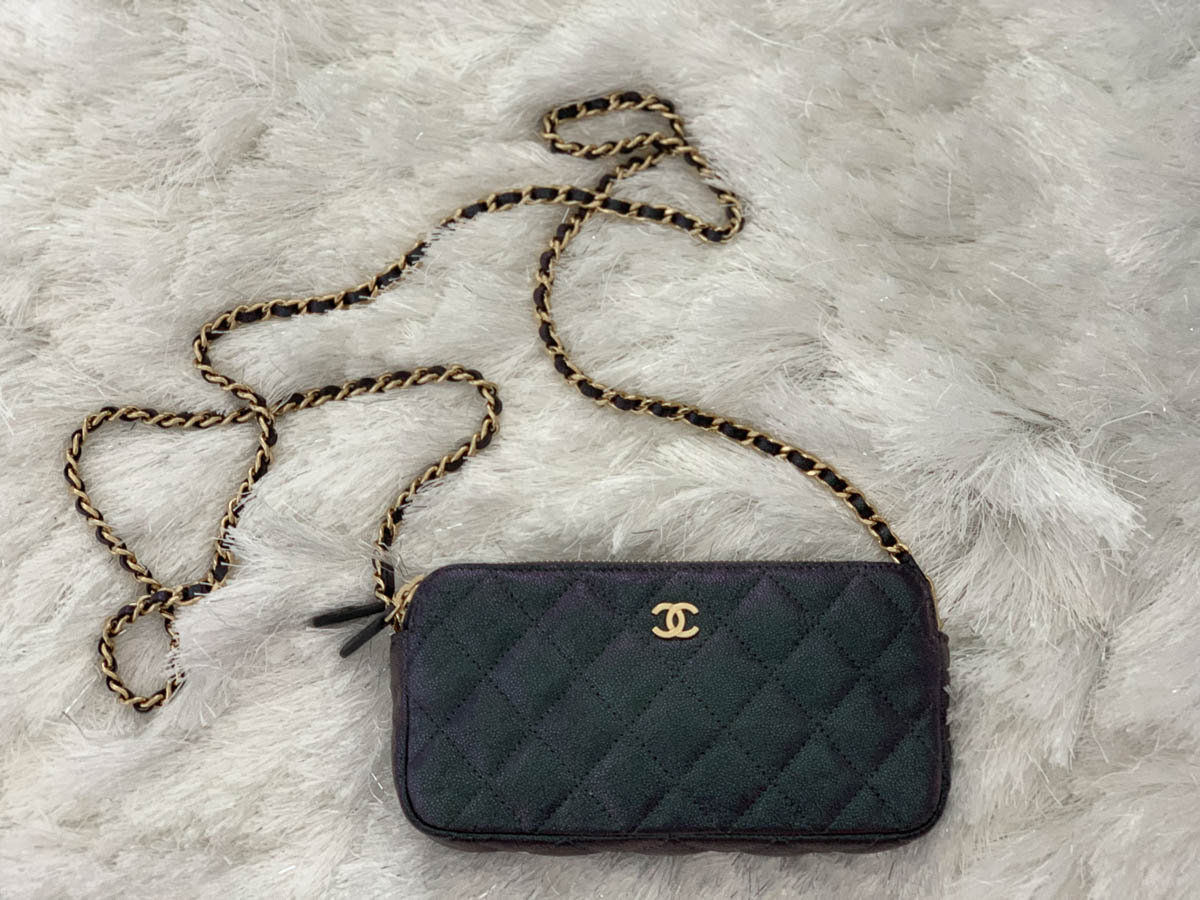 CHANEL CLUTCH WITH CHAIN