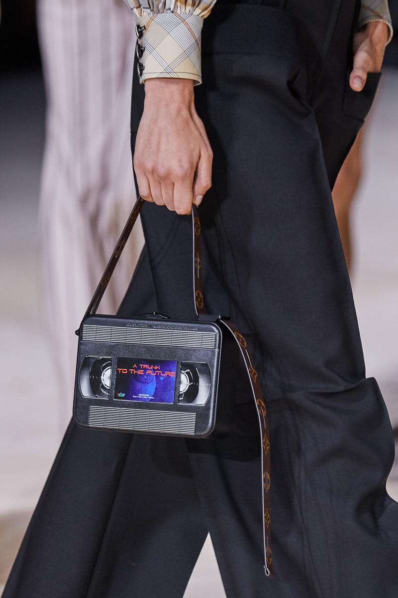 Louis Vuitton Loop Bag Unveiled by Nicolas Ghesquière at the
