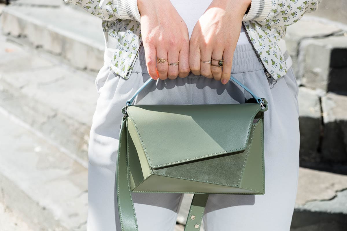 Mlouye loewe clearance