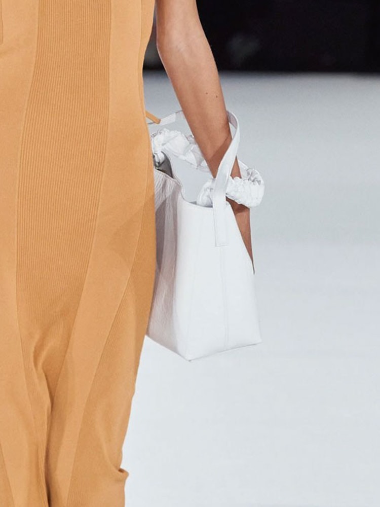 Jacquemus just introduced the tiniest handbags and the fashion world is  confused