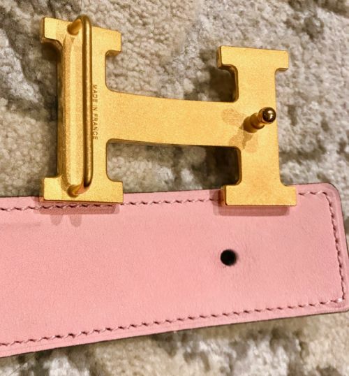 The buckle and the strap are separate and easily put together.