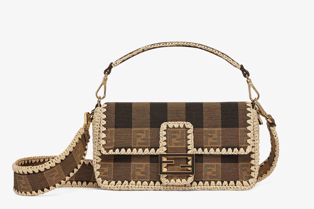 Love It or Leave It: The Valentino Supervee Bag - PurseBlog