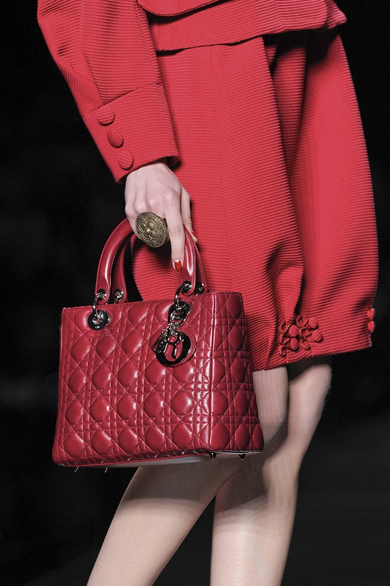 LADY DIOR 101: SIZE, MATERIALS, HISTORY