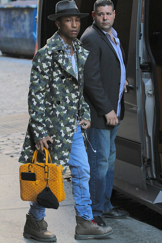 reese witherspoon goyard