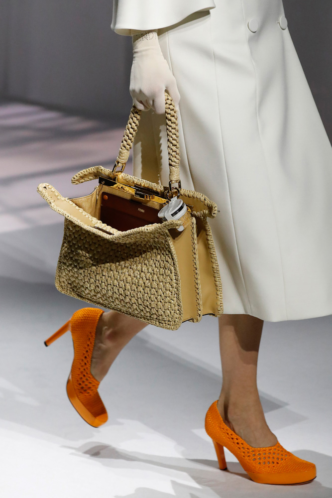 Fendi store 2021 bags