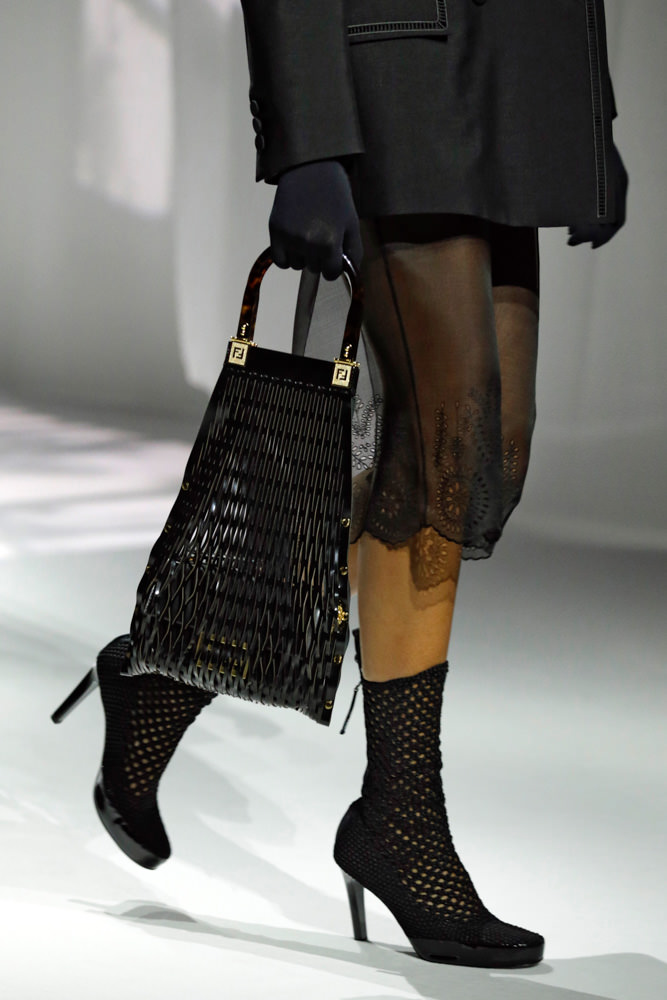 Four Handbag Trends That Ruled the Spring 2023 Runways - PurseBlog