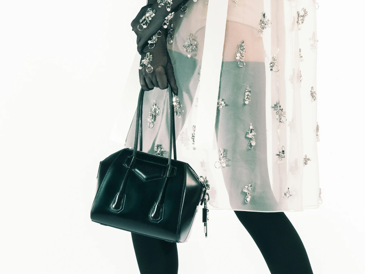 Matthew Williams Makes His Debut for Givenchy 21 Givenchy SS21 1.jpg 13 1