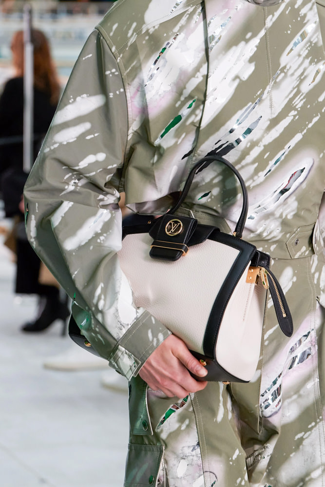 Nicolas Ghesquiere Embraces Inclusivity for Louis Vuitton Spring 2021 -  PurseBlog