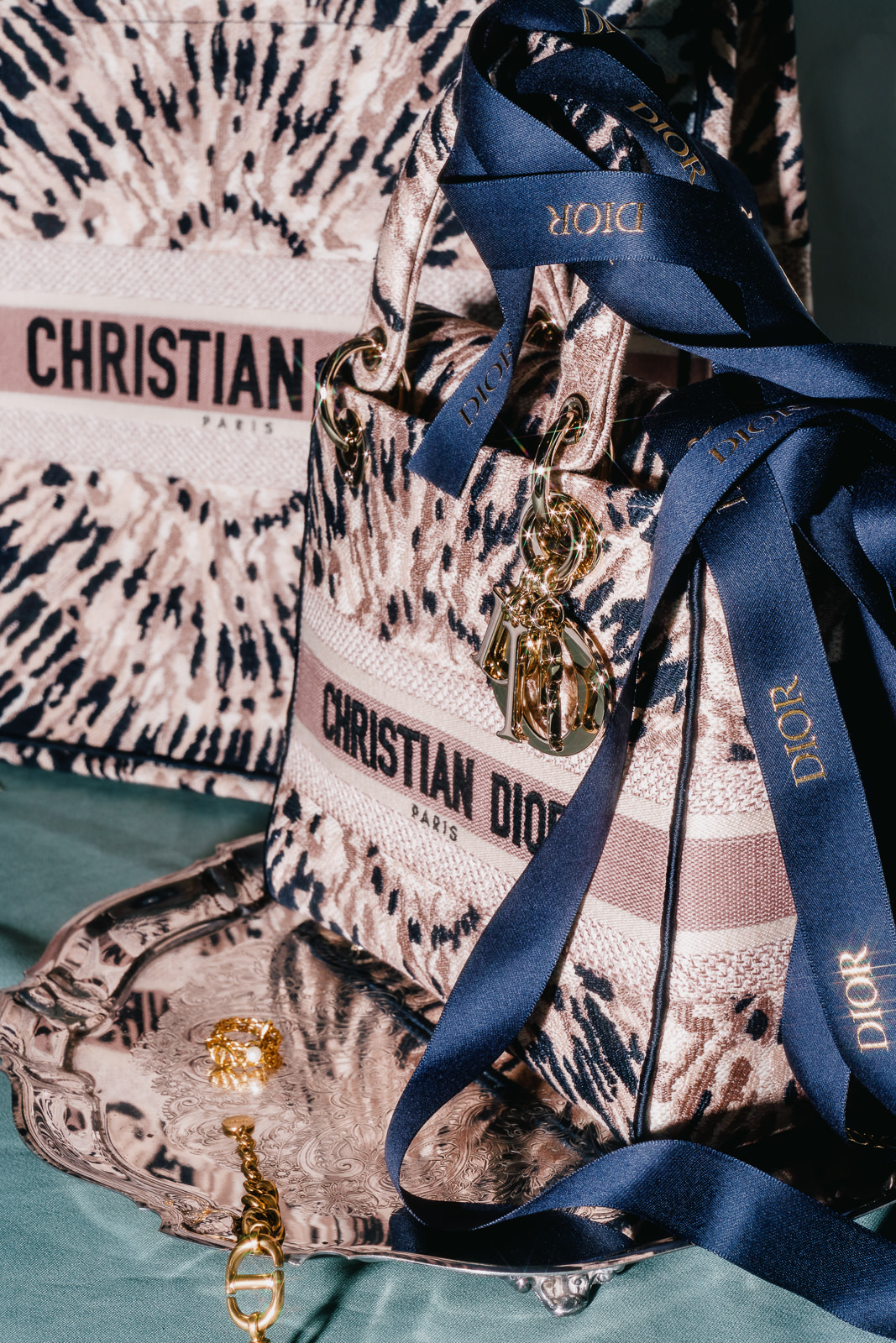 Medium Lady D-Lite Bag in Multicolor Tie & Dior Embroidery