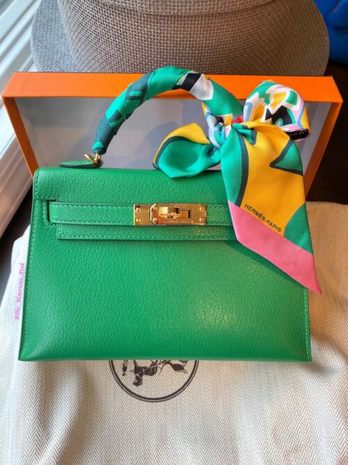 Reveal and Case Study: Hermès Kelly Pochette Takes on the Mini Kelly